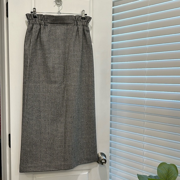 Vintage Lord & Taylor Houndstooth Wool Pencil Skirt - Picture 1 of 4